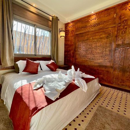 Hotel Apartments Lexpert " Riad The Family" Merzouga Dış mekan fotoğraf