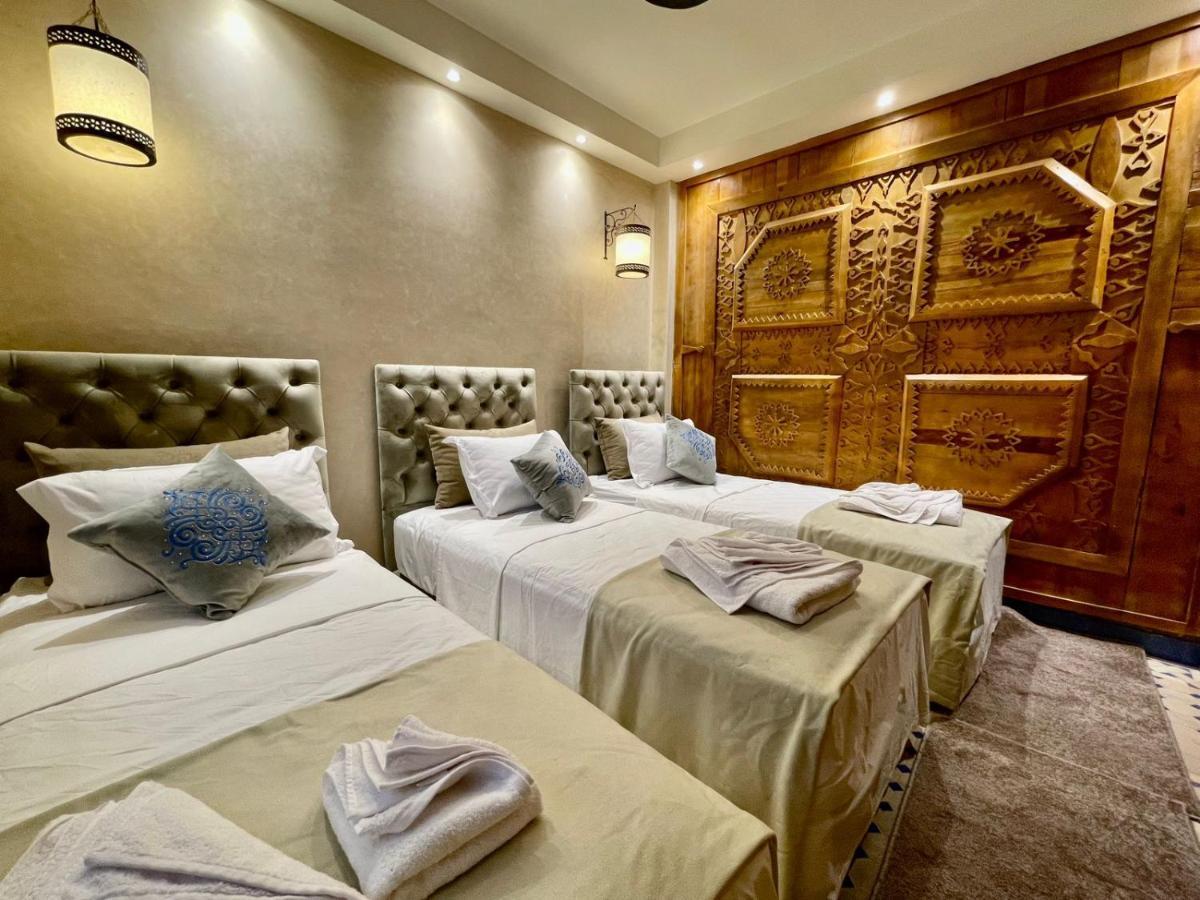 Hotel Apartments Lexpert " Riad The Family" Merzouga Dış mekan fotoğraf