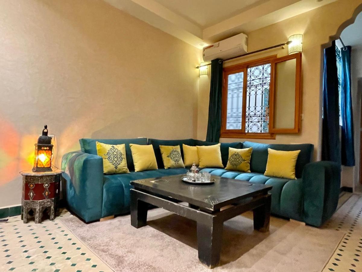Hotel Apartments Lexpert " Riad The Family" Merzouga Dış mekan fotoğraf
